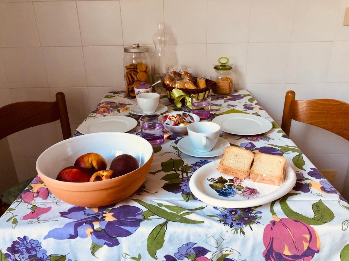 Le Ortensie Di Via Rossetti Acomodação com café da manhã Trieste Exterior foto