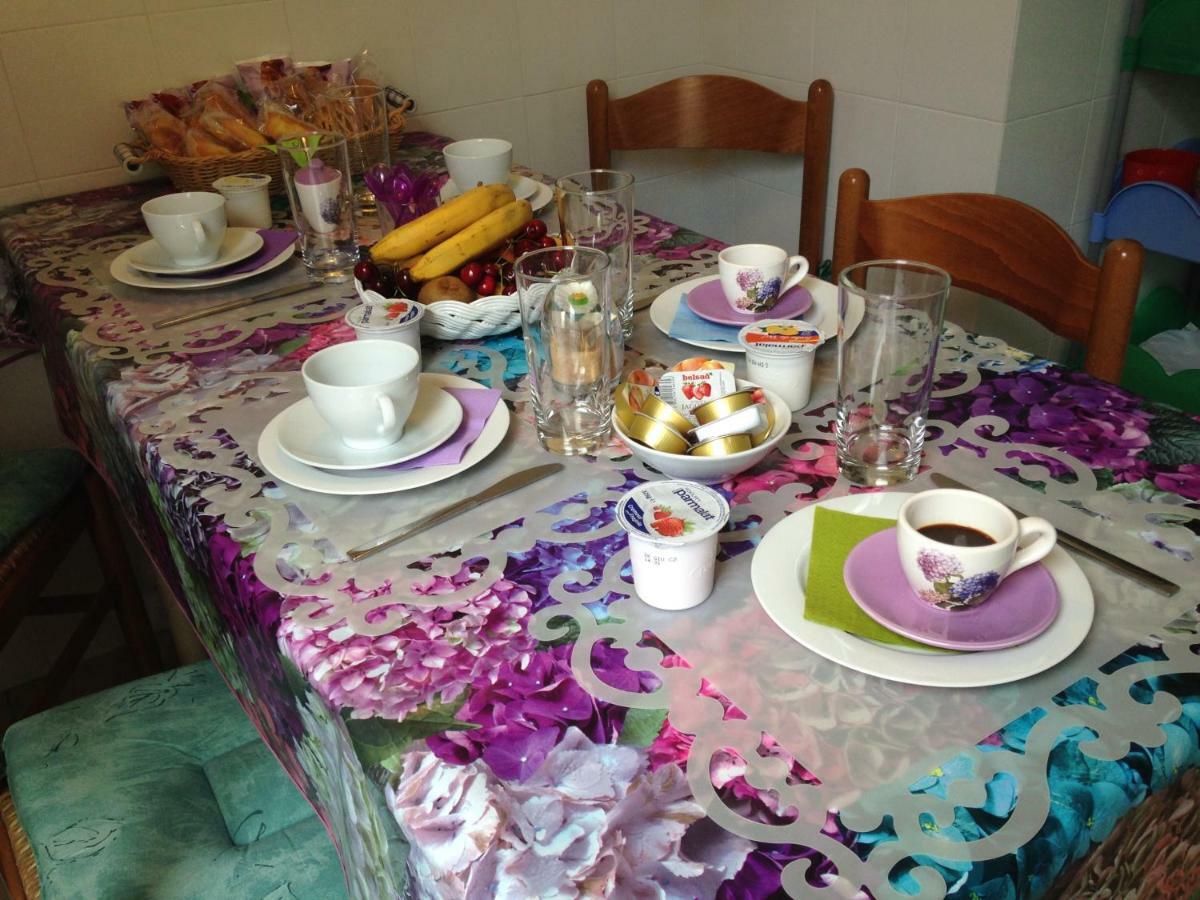 Le Ortensie Di Via Rossetti Acomodação com café da manhã Trieste Exterior foto
